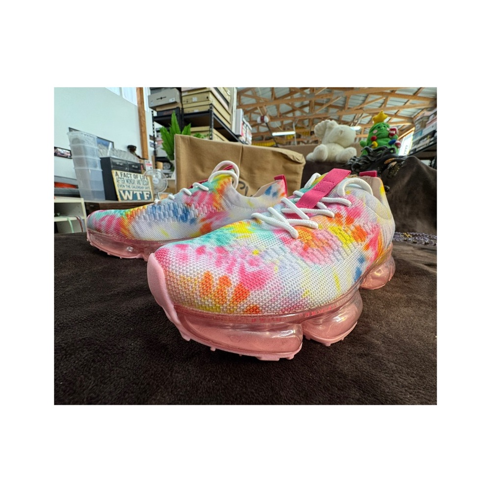 La Sheelah colorful Sneakers with Clear Pink Soles - Picture 6 of 10
